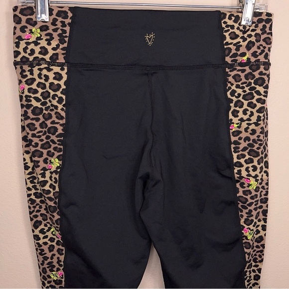 LARGE BETSEY JOHNSON ACTIVEWEAR CAPRIS ATHLETIC BLACK LEOPARD PRINT STRETCH - Picture 6 of 10